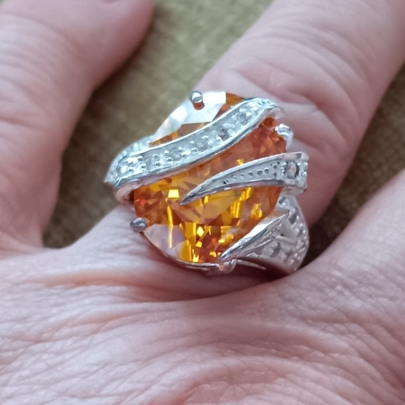 Gold Synthetic Gem Stone Marcasite Silver Ring - Picture 10 of 10